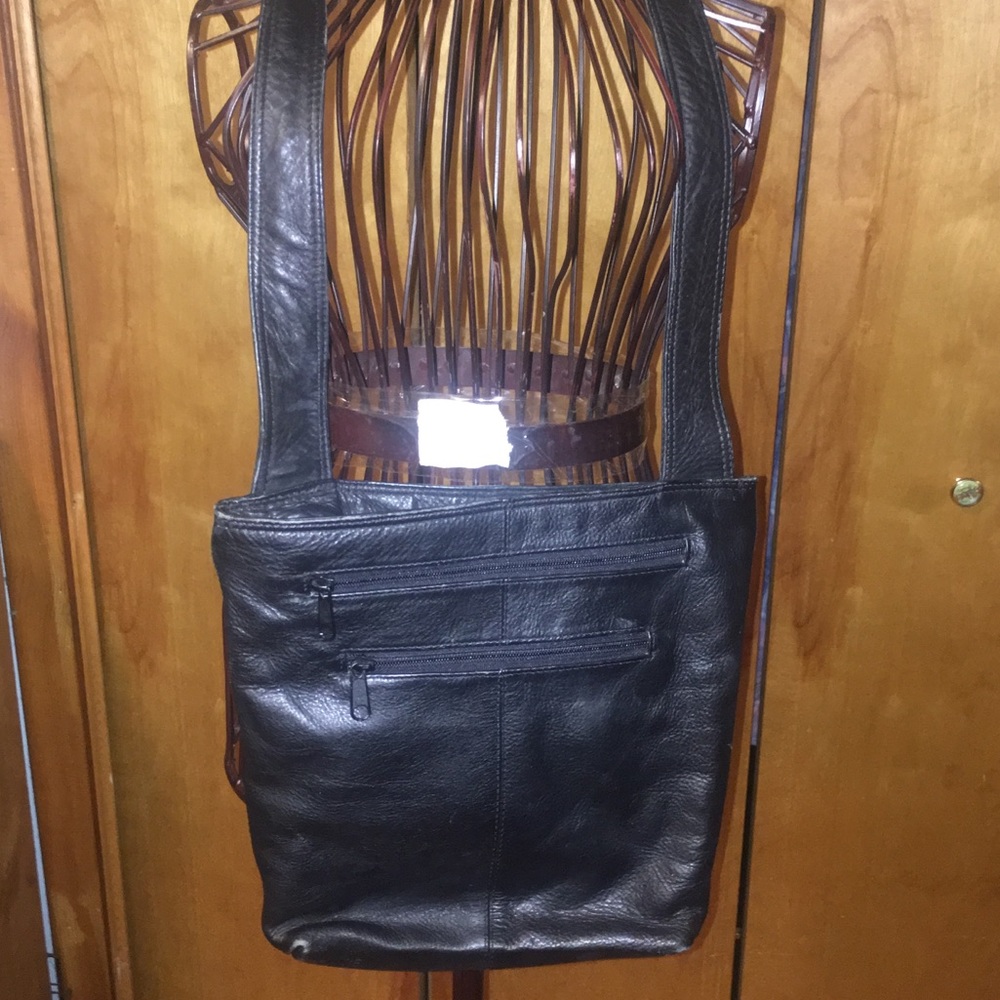 š“3ļøā£for2ļøā£5ļøā£Over Shoulder Black Leather Purse - Picture 1 of 4